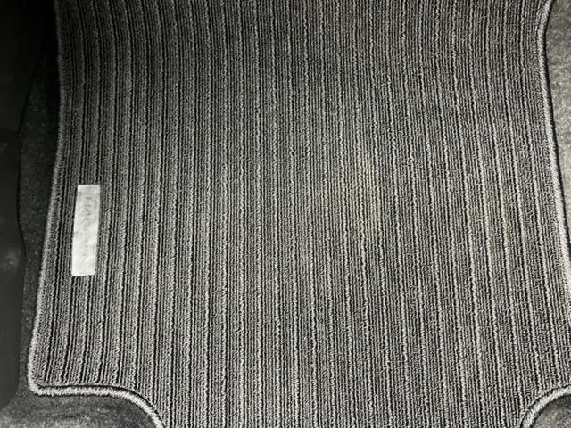 ハリアー Ｚレザーパッケージ　調光パノラマルーフ／ＪＢＬ／保証書／純正　１２．３インチ　メモリーナビ／デジタルインナーミラー／トヨタセーフティセンス／シートエアコン／パノラミックビューモニター／車線逸脱防止支援システム　電動シート（39枚目）