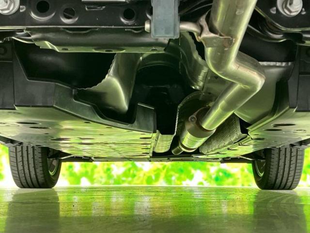 ハリアー Ｚレザーパッケージ　調光パノラマルーフ／ＪＢＬ／保証書／純正　１２．３インチ　メモリーナビ／デジタルインナーミラー／トヨタセーフティセンス／シートエアコン／パノラミックビューモニター／車線逸脱防止支援システム　電動シート（56枚目）