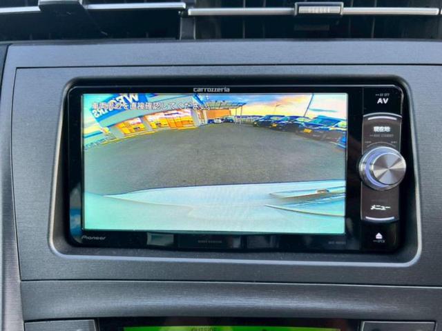 プリウス Ｓ　社外　ナビ／ヘッドランプ　ＨＩＤ／Ｂｌｕｅｔｏｏｔｈ接続／ＥＴＣ／ＥＢＤ付ＡＢＳ／横滑り防止装置／バックモニター／フルセグＴＶ／禁煙車／エアバッグ　運転席／エアバッグ　助手席／エアバッグ　サイド（10枚目）