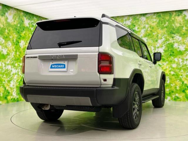 ランドクルーザー２５０ ４ＷＤ　ＶＸ　サンルーフ／保証書／純正　ＳＤナビ／デジタルインナーミラー／シートヒーター／全方位モニター／車線逸脱防止支援システム／シート　フルレザー／電動バックドア／ヘッドランプ　ＬＥＤ／ＥＴＣ　革シート　４ＷＤ（3枚目）