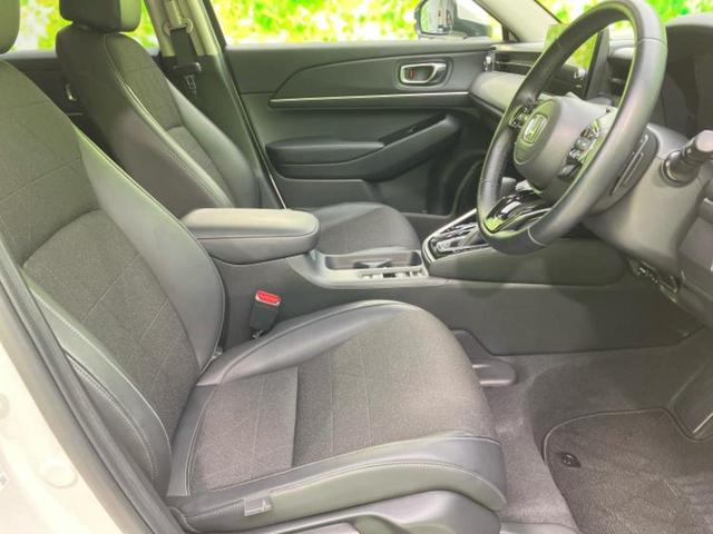 ヴェゼル ｅＨＥＶ　Ｚ　保証書／純正　９インチ　ＳＤナビ／衝突安全装置／シートヒーター／車線逸脱防止支援システム／シート　ハーフレザー／電動バックドア／ヘッドランプ　ＬＥＤ／ＥＴＣ／ＥＢＤ付ＡＢＳ／横滑り防止装置（4枚目）