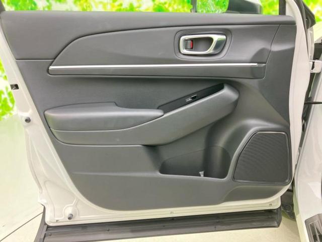 ヴェゼル ｅＨＥＶ　Ｚ　保証書／純正　９インチ　ＳＤナビ／衝突安全装置／シートヒーター／車線逸脱防止支援システム／シート　ハーフレザー／電動バックドア／ヘッドランプ　ＬＥＤ／ＥＴＣ／ＥＢＤ付ＡＢＳ／横滑り防止装置（23枚目）