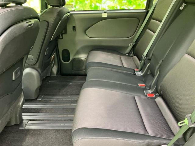 セレナ ハイウェイスターＶセレクション２　保証書／純正　ナビ／エマージェンシーブレーキ／両側電動スライドドア／車線逸脱防止支援システム／ヘッドランプ　ＬＥＤ／Ｂｌｕｅｔｏｏｔｈ接続／ＥＴＣ／ＥＢＤ付ＡＢＳ／横滑り防止装置　衝突被害軽減システム（8枚目）