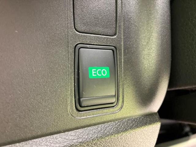 セレナ ハイウェイスターＶセレクション２　保証書／純正　ナビ／エマージェンシーブレーキ／両側電動スライドドア／車線逸脱防止支援システム／ヘッドランプ　ＬＥＤ／Ｂｌｕｅｔｏｏｔｈ接続／ＥＴＣ／ＥＢＤ付ＡＢＳ／横滑り防止装置　衝突被害軽減システム（31枚目）