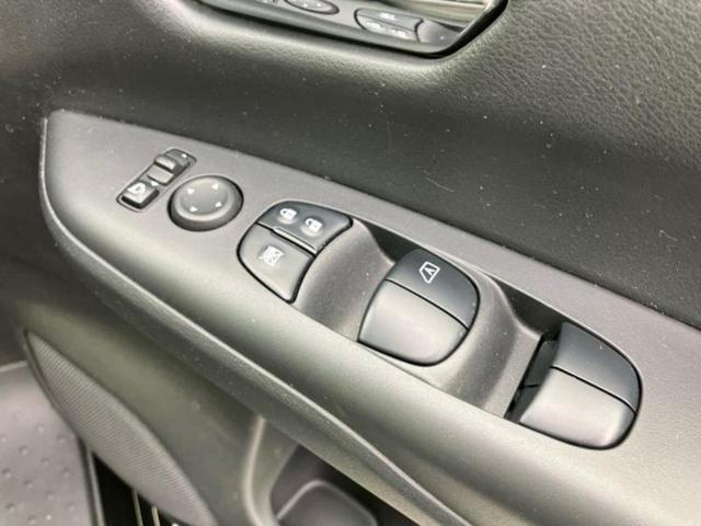 セレナ ハイウェイスターＶセレクション２　保証書／純正　ナビ／エマージェンシーブレーキ／両側電動スライドドア／車線逸脱防止支援システム／ヘッドランプ　ＬＥＤ／Ｂｌｕｅｔｏｏｔｈ接続／ＥＴＣ／ＥＢＤ付ＡＢＳ／横滑り防止装置　衝突被害軽減システム（34枚目）