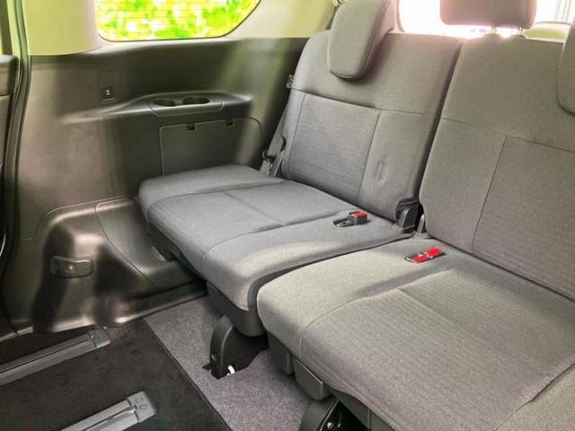 セレナ ハイウェイスターV 保証書/純正 12.3インチ メモリーナビ/フリップダウンモニター 純正 11インチ/インテリジェントルームミラー/エマージェンシーブレーキ/ハンズフリー両側電動スライドドア 衝突被害軽減システム(19枚目)