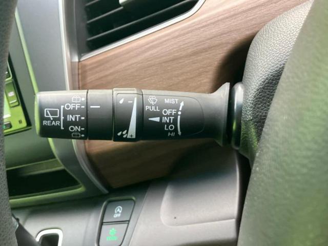 フリード Gホンダセンシング 新品タイヤ/保証書/純正 ナビ/ホンダセンシング/両側電動スライドドア/シートヒーター 前席/車線逸脱防止支援システム/ドライブレコーダー 純正/ヘッドランプ LED/Bluetooth接続 禁煙車(17枚目)