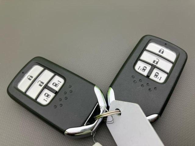 フリード Gホンダセンシング 新品タイヤ/保証書/純正 ナビ/ホンダセンシング/両側電動スライドドア/シートヒーター 前席/車線逸脱防止支援システム/ドライブレコーダー 純正/ヘッドランプ LED/Bluetooth接続 禁煙車(44枚目)