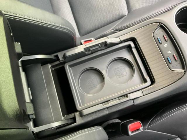 ハリアー Ｚレザーパッケージ　新品タイヤ／調光パノラマルーフ／ＪＢＬ／保証書／ディスプレイオーディオ＋ナビ１２．３インチ／デジタルインナーミラー／トヨタセーフティセンス／シートエアコン／パノラミックビューモニター　革シート　禁煙車（34枚目）