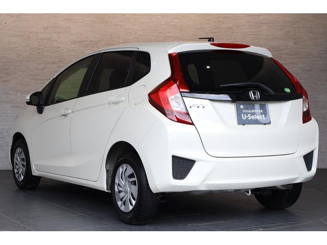 フィット １３Ｇ・Ｆパッケージ　オートリトラミラー　スマキー　ＶＳＡ　スマ－トキ－　助手席エアバッグ　オートエアコン　エアバック　ＰＳ　キ－フリ－　ＰＷ　ＡＢＳ　アイドリングＳＴＯＰ（12枚目）