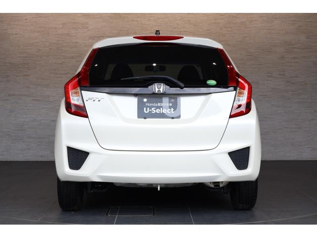 フィット １３Ｇ・Ｆパッケージ　オートリトラミラー　スマキー　ＶＳＡ　スマ－トキ－　助手席エアバッグ　オートエアコン　エアバック　ＰＳ　キ－フリ－　ＰＷ　ＡＢＳ　アイドリングＳＴＯＰ（13枚目）