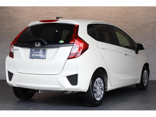 フィット １３Ｇ・Ｆパッケージ　オートリトラミラー　スマキー　ＶＳＡ　スマ－トキ－　助手席エアバッグ　オートエアコン　エアバック　ＰＳ　キ－フリ－　ＰＷ　ＡＢＳ　アイドリングＳＴＯＰ（14枚目）