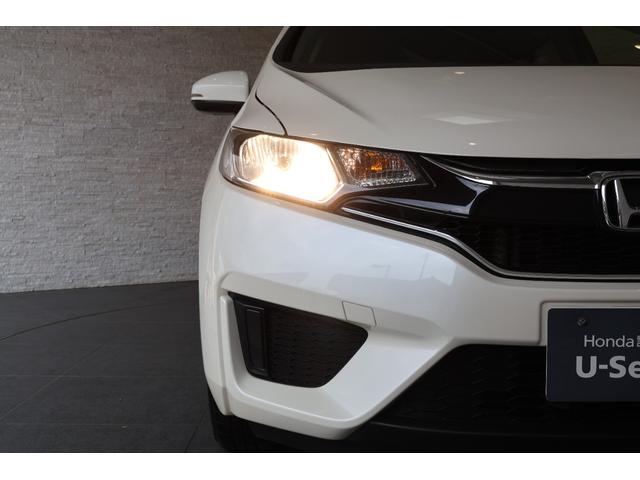 フィット １３Ｇ・Ｆパッケージ　オートリトラミラー　スマキー　ＶＳＡ　スマ－トキ－　助手席エアバッグ　オートエアコン　エアバック　ＰＳ　キ－フリ－　ＰＷ　ＡＢＳ　アイドリングＳＴＯＰ（25枚目）