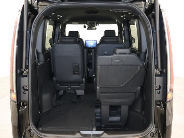 ステップワゴン ｅ：ＨＥＶスパーダ　純ナビ　両ＰＳＤ　マルチビュー　Ｐゲート　マルチカメラ　デュアルエアコン　フルオートエアコン　ＥＳＣ　シートヒータ　オートライト　キーフリー　ＬＥＤヘッドランプ　イモビ　ＡＢＳ　リアカメラ　スマートキ（29枚目）