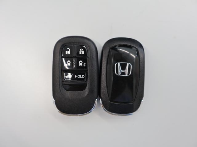 ステップワゴン ｅ：ＨＥＶスパーダ　純ナビ　両ＰＳＤ　マルチビュー　Ｐゲート　マルチカメラ　デュアルエアコン　フルオートエアコン　ＥＳＣ　シートヒータ　オートライト　キーフリー　ＬＥＤヘッドランプ　イモビ　ＡＢＳ　リアカメラ　スマートキ（44枚目）