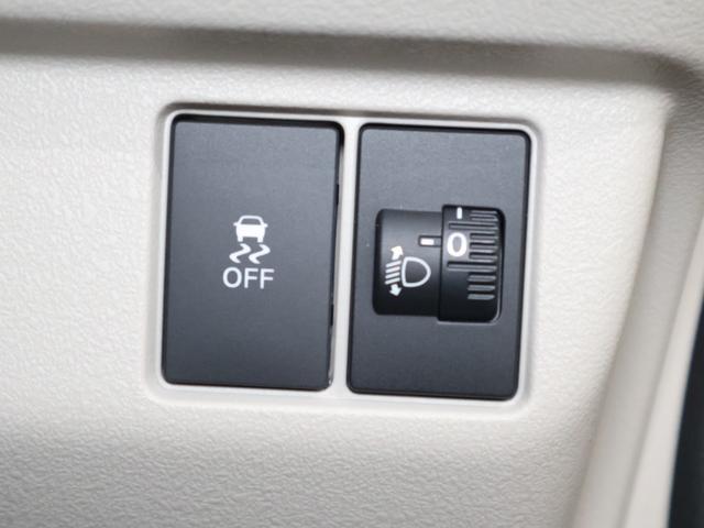 Ｎ－ＢＯＸ ファッションスタイル　当社デモカー　純Ｄオーディオ　両パワスラ　ソナー　盗難防止装置　スマートキ　ＵＳＢポート　ＬＥＤランプ　バックモニター　サイドカーテンエアバック　クルコン　パワーステアリング　フルオートエアコン（12枚目）