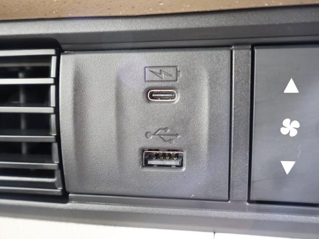 Ｎ－ＢＯＸ ファッションスタイル　当社デモカー　純Ｄオーディオ　両パワスラ　ソナー　盗難防止装置　スマートキ　ＵＳＢポート　ＬＥＤランプ　バックモニター　サイドカーテンエアバック　クルコン　パワーステアリング　フルオートエアコン（13枚目）