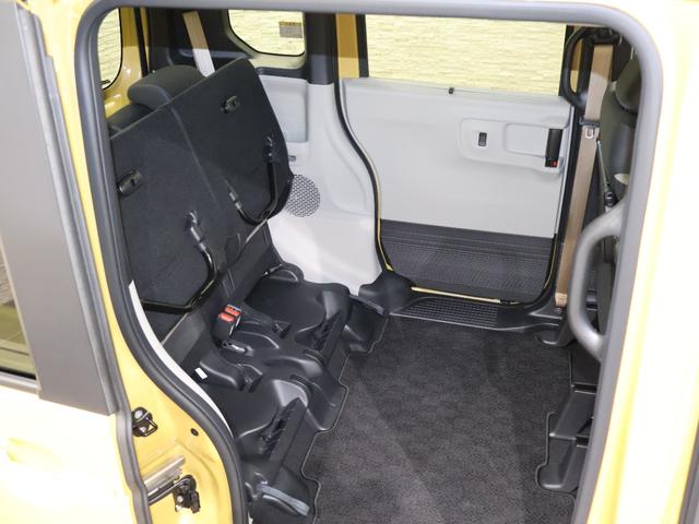 Ｎ－ＢＯＸ ファッションスタイル　当社デモカー　純Ｄオーディオ　両パワスラ　ソナー　盗難防止装置　スマートキ　ＵＳＢポート　ＬＥＤランプ　バックモニター　サイドカーテンエアバック　クルコン　パワーステアリング　フルオートエアコン（19枚目）