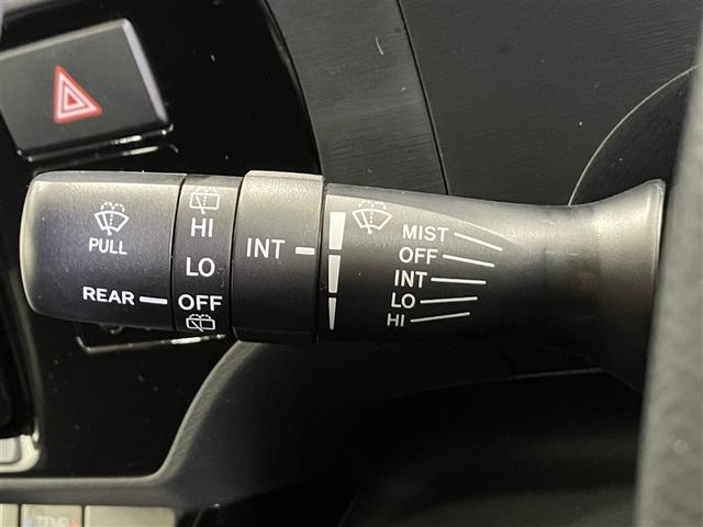 アクア S 禁煙 社外アルミ スマートキープッシュスタート ブルートゥース音楽 安全ボディ SDナビ オートライト イモビ SDナビ ワンセグTV ワンオーナー車 オートエアコン バックカメラ ETC 記録簿(13枚目)