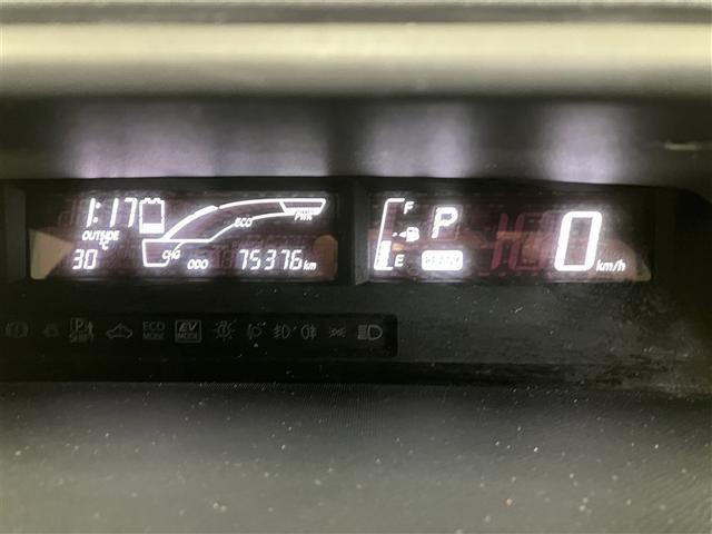 アクア S 禁煙 社外アルミ スマートキープッシュスタート ブルートゥース音楽 安全ボディ SDナビ オートライト イモビ SDナビ ワンセグTV ワンオーナー車 オートエアコン バックカメラ ETC 記録簿(15枚目)