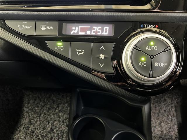 アクア S 禁煙 社外アルミ スマートキープッシュスタート ブルートゥース音楽 安全ボディ SDナビ オートライト イモビ SDナビ ワンセグTV ワンオーナー車 オートエアコン バックカメラ ETC 記録簿(19枚目)