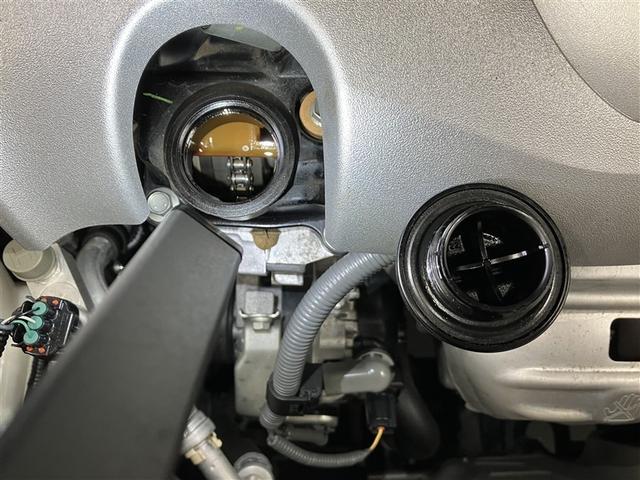 シエンタ Ｇ　禁煙車　両側パワースライドドア　社外ＨＩＤヘッドライト　７インチＳＤナビ　ブルートゥース　ＣＤ　バックモニター　ＥＴＣ　アイドリングストップ　社外１５インチＡＷ　スマートキー　点検記録簿（9枚目）