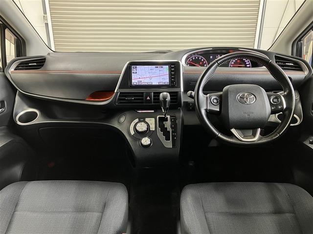 シエンタ Ｇ　禁煙車　両側パワースライドドア　社外ＨＩＤヘッドライト　７インチＳＤナビ　ブルートゥース　ＣＤ　バックモニター　ＥＴＣ　アイドリングストップ　社外１５インチＡＷ　スマートキー　点検記録簿（11枚目）