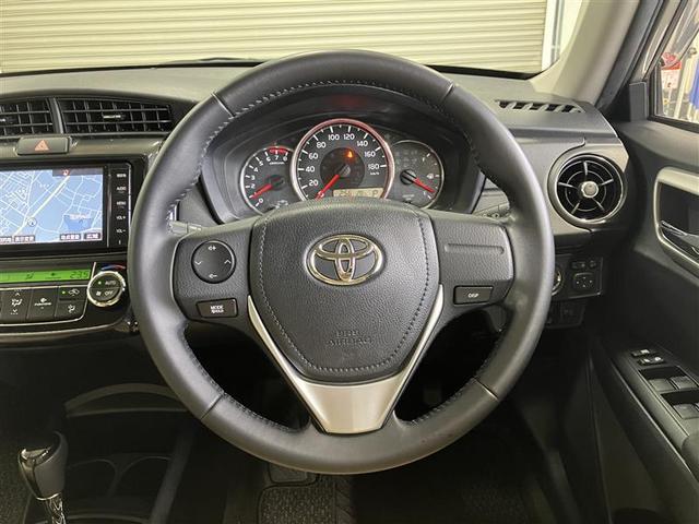 カローラアクシオ Ｇジョシュセキカイテン　衝突軽減ブレーキ　車線逸脱警報　サイドエアバッグ　オートエアコン　ＳＤナビ　フルセグＴＶ　ＤＶＤ　ＣＤ　スマートキー　盗難防止　ＥＴＣ　オートリトラクタブル電動格納ミラー　ワンオーナー　パワステ（14枚目）