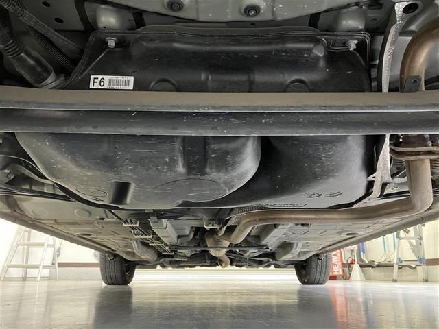 カローラアクシオ Ｇジョシュセキカイテン　衝突軽減ブレーキ　車線逸脱警報　サイドエアバッグ　オートエアコン　ＳＤナビ　フルセグＴＶ　ＤＶＤ　ＣＤ　スマートキー　盗難防止　ＥＴＣ　オートリトラクタブル電動格納ミラー　ワンオーナー　パワステ（33枚目）