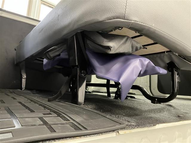 タウンエースバン DX SDナビ ワンセグTV ブルートゥース音楽 ワンオーナー 記録簿 禁煙車 マニュアルエアコン パワステ ABS 運転席エアバッグ 助手席エアバッグ(22枚目)