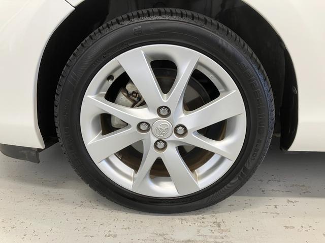 アクア Ｓ　禁煙　シートヒーター　ＳＤナビ　バックカメラ　ＬＥＤヘッドライト　純正アルミホイール　スマートキー　ブルートゥース音楽　安全ボディ　ＵＳＢ接続　オートライト　フルセグＴＶ　ＥＴＣ　ＶＴＲ端子　記録簿（10枚目）