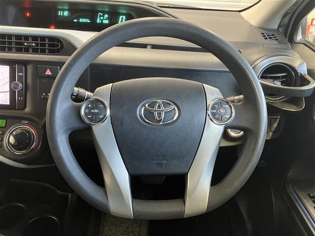 アクア Ｓ　禁煙　シートヒーター　ＳＤナビ　バックカメラ　ＬＥＤヘッドライト　純正アルミホイール　スマートキー　ブルートゥース音楽　安全ボディ　ＵＳＢ接続　オートライト　フルセグＴＶ　ＥＴＣ　ＶＴＲ端子　記録簿（16枚目）