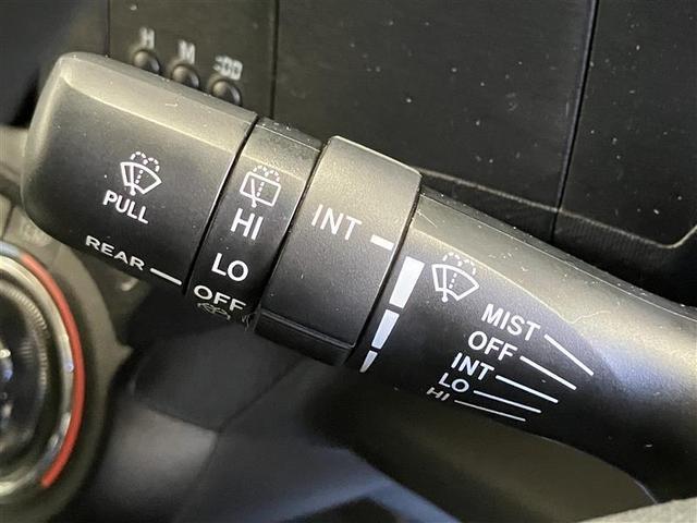 アクア Ｓ　禁煙　シートヒーター　ＳＤナビ　バックカメラ　ＬＥＤヘッドライト　純正アルミホイール　スマートキー　ブルートゥース音楽　安全ボディ　ＵＳＢ接続　オートライト　フルセグＴＶ　ＥＴＣ　ＶＴＲ端子　記録簿（19枚目）