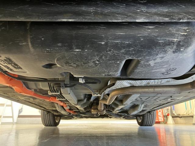 アクア Ｓ　禁煙　シートヒーター　ＳＤナビ　バックカメラ　ＬＥＤヘッドライト　純正アルミホイール　スマートキー　ブルートゥース音楽　安全ボディ　ＵＳＢ接続　オートライト　フルセグＴＶ　ＥＴＣ　ＶＴＲ端子　記録簿（45枚目）