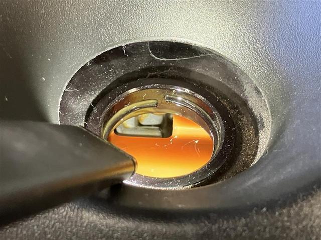 RAV4 ハイブリッドG パワーバックドア デジタルインナーミラー 運転席パワーシート ステアリングヒーター SDナビ ETC2.0 AC100V電源 シートヒーター ワンオーナ- バックモニター 整備記録簿 地デジTV(8枚目)