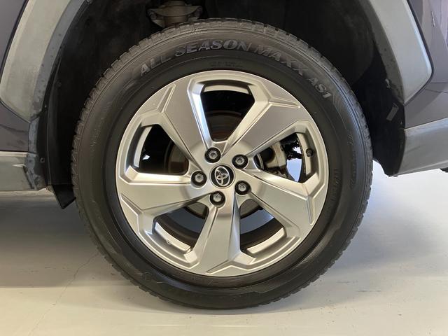 RAV4 ハイブリッドG パワーバックドア デジタルインナーミラー 運転席パワーシート ステアリングヒーター SDナビ ETC2.0 AC100V電源 シートヒーター ワンオーナ- バックモニター 整備記録簿 地デジTV(11枚目)