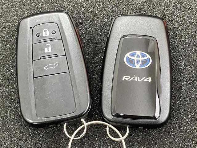 RAV4 ハイブリッドG パワーバックドア デジタルインナーミラー 運転席パワーシート ステアリングヒーター SDナビ ETC2.0 AC100V電源 シートヒーター ワンオーナ- バックモニター 整備記録簿 地デジTV(38枚目)