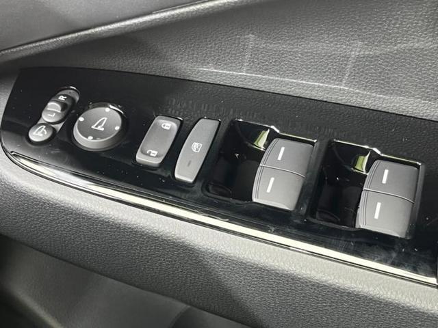 eHEV Z 純正 メモリーナビ/シートヒーター 前席/全方位モニター/シート ハーフレザー/電動バックドア/ヘッドランプ LED/Bluetooth接続/ETC/クルーズコントロール/フルセグTV 全周囲カメラ(13枚目)