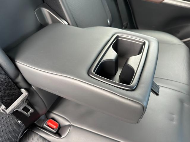 Zレザーパッケージ JBL/純正 12.3インチ メモリーナビ/デジタルインナーミラー/トヨタセーフティセンス/パノラミックビューモニター/車線逸脱防止支援システム/シート フルレザー 革シート 衝突被害軽減システム(20枚目)