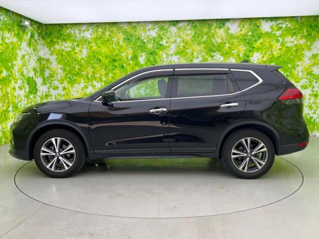 エクストレイル ４ＷＤ２０Ｘｉ　保証書／社外　１０インチ　ＳＤナビ／インテリジェントルームミラー／エマージェンシーブレーキ／アラウンドビューモニター／車線逸脱防止支援システム／プロパイロット／電動バックドア／ドライブレコーダー　社外（2枚目）