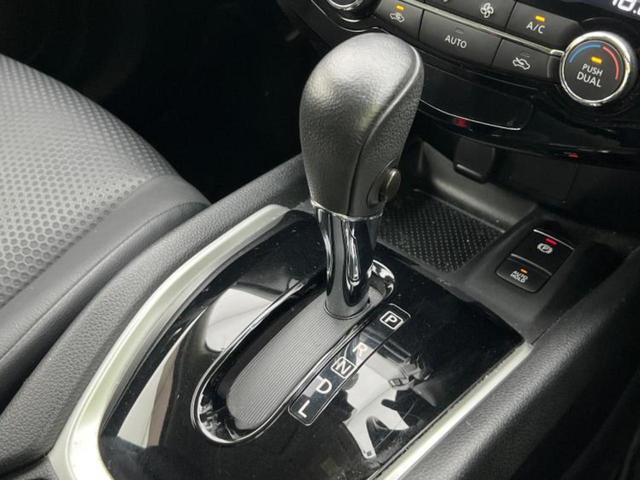 エクストレイル ４ＷＤ２０Ｘｉ　保証書／社外　１０インチ　ＳＤナビ／インテリジェントルームミラー／エマージェンシーブレーキ／アラウンドビューモニター／車線逸脱防止支援システム／プロパイロット／電動バックドア／ドライブレコーダー　社外（18枚目）