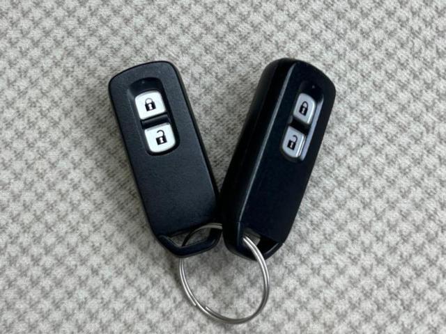 N-ONE G 保証書/ディスプレイオーディオ/ヘッドランプ HID/EBD付ABS/横滑り防止装置/アイドリングストップ/バックモニター/エアバッグ 運転席/エアバッグ 助手席/パワーウインドウ バックカメラ(33枚目)