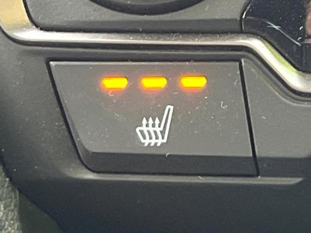 シビック ヒョウジュン 保証書/純正 SDナビ/衝突安全装置/シートヒーター/車線逸脱防止支援システム/パーキングアシスト バックガイド/ドライブレコーダー 純正/ヘッドランプ LED/USBジャック 衝突被害軽減システム(41枚目)