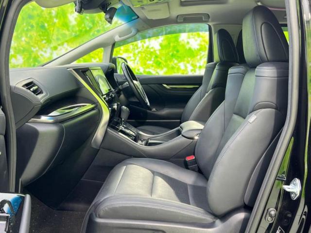 アルファード Ｓ　Ｃパッケージ　新品タイヤ／サンルーフ／保証書／ディスプレイオーディオ＋ナビ９インチ／フリップダウンモニター／デジタルインナーミラー／トヨタセーフティセンス／両側電動スライドドア／シートヒーター　前席　バックカメラ（7枚目）