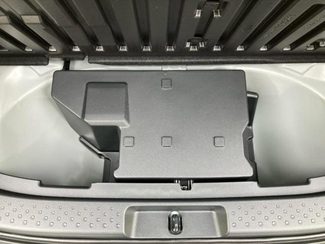 シエンタ ハイブリッドZ 保証書/ディスプレイオーディオ+ナビ10インチ/トヨタセーフティセンス/両側電動スライドドア/パノラミックビューモニター/車線逸脱防止支援システム/ヘッドランプ LED/ETC2.0 全周囲カメラ(29枚目)