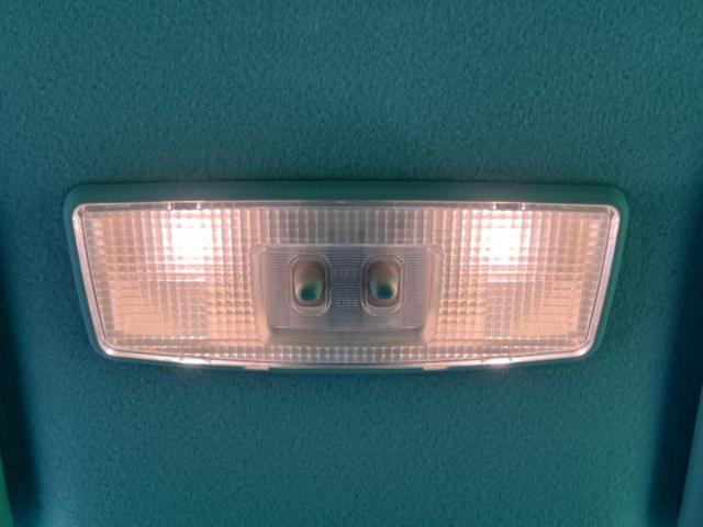 ＷＥＣＡＲＳの展示場では実際に見て、触ってお車をお選びいただけます！知識の豊富な営業スタッフが様々なカーライフをご提案いたします！