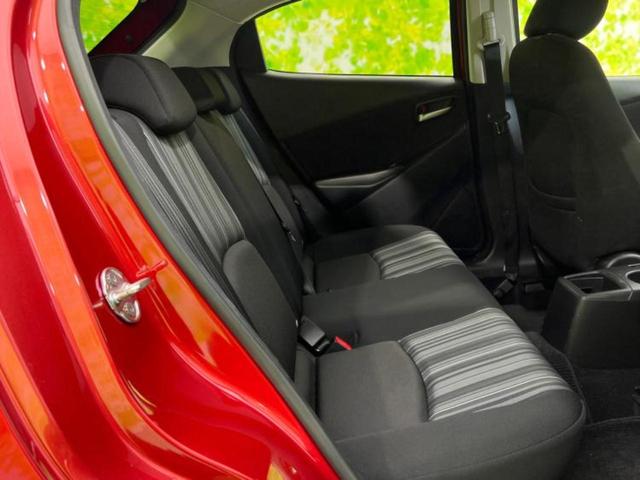 ＭＡＺＤＡ２ １５Ｓスマートエディション　新品タイヤ／保証書／純正　ＳＤナビ／衝突安全装置／全方位モニター／車線逸脱防止支援システム／ヘッドランプ　ＬＥＤ／ＥＢＤ付ＡＢＳ／横滑り防止装置／アイドリングストップ／フロントモニター　全周囲カメラ（5枚目）