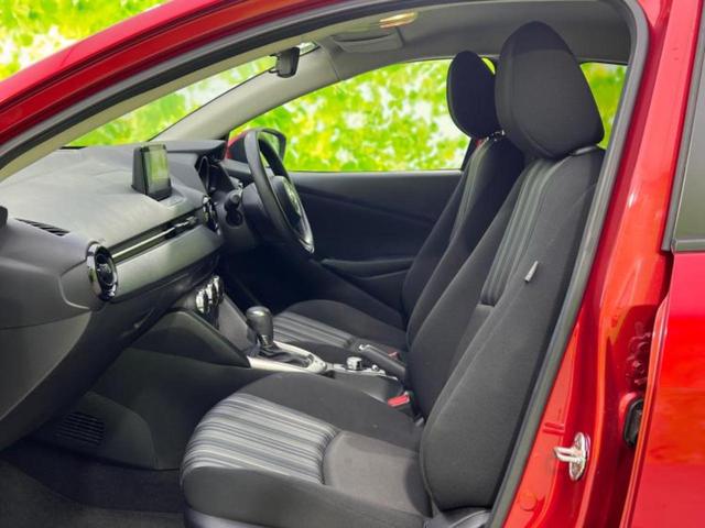 ＭＡＺＤＡ２ １５Ｓスマートエディション　新品タイヤ／保証書／純正　ＳＤナビ／衝突安全装置／全方位モニター／車線逸脱防止支援システム／ヘッドランプ　ＬＥＤ／ＥＢＤ付ＡＢＳ／横滑り防止装置／アイドリングストップ／フロントモニター　全周囲カメラ（6枚目）