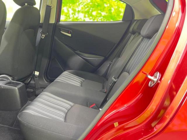 ＭＡＺＤＡ２ １５Ｓスマートエディション　新品タイヤ／保証書／純正　ＳＤナビ／衝突安全装置／全方位モニター／車線逸脱防止支援システム／ヘッドランプ　ＬＥＤ／ＥＢＤ付ＡＢＳ／横滑り防止装置／アイドリングストップ／フロントモニター　全周囲カメラ（7枚目）