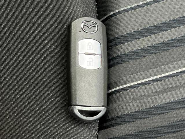 ＭＡＺＤＡ２ １５Ｓスマートエディション　新品タイヤ／保証書／純正　ＳＤナビ／衝突安全装置／全方位モニター／車線逸脱防止支援システム／ヘッドランプ　ＬＥＤ／ＥＢＤ付ＡＢＳ／横滑り防止装置／アイドリングストップ／フロントモニター　全周囲カメラ（32枚目）